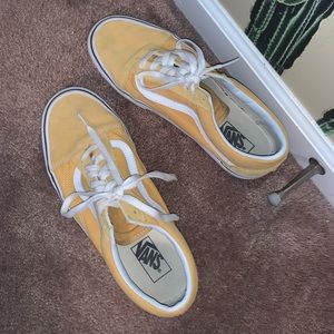 Men’s size 10 Vans